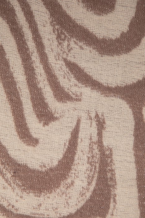 палантин от бренда снежная королева вид слева