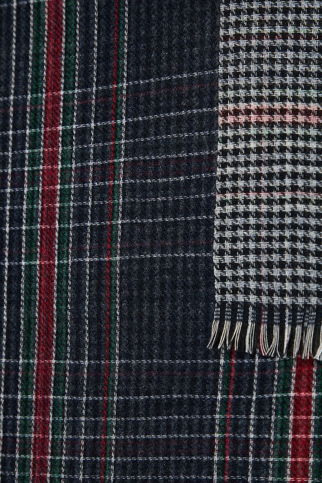 палантин от бренда снежная королева вид слева