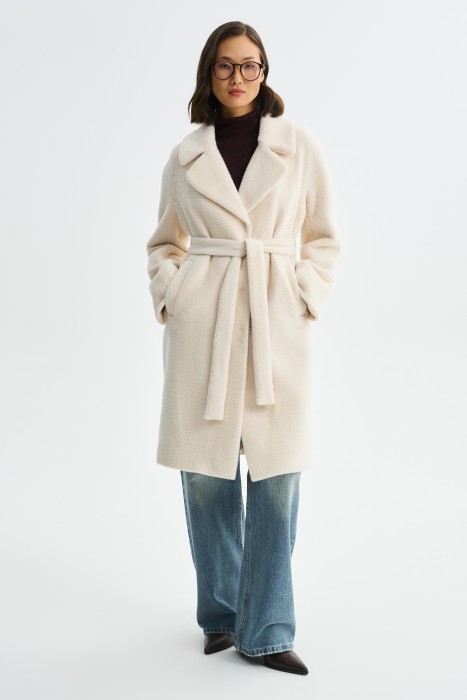 пальто из шерсти от бренда снежная королева вид слева