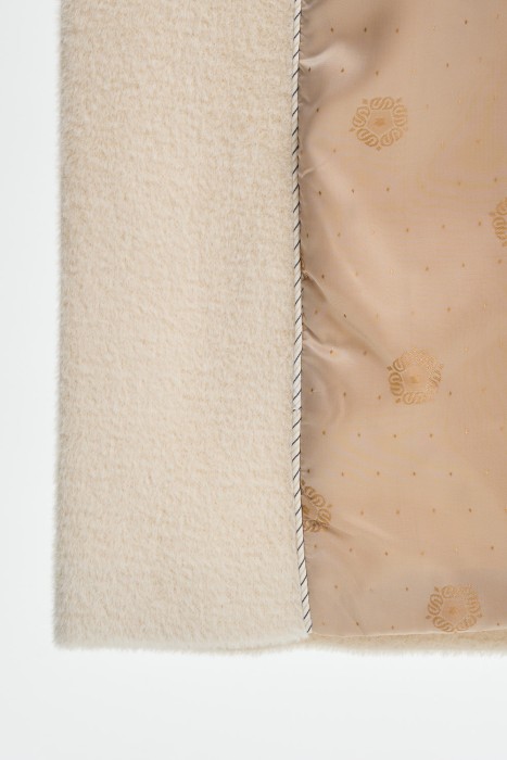 пальто из шерсти из россии вид сбоку