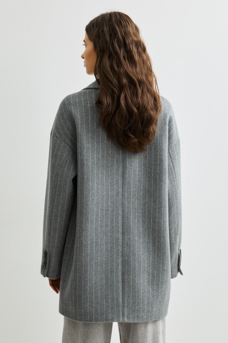 пальто-пиджак по цене 13810 руб вид справа