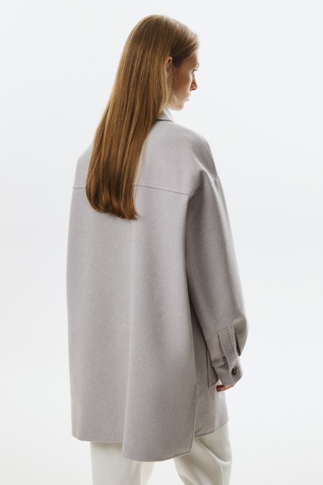 пальто-рубашка по цене 8340 руб вид справа