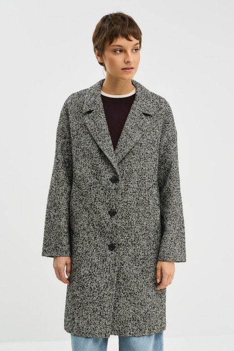 пальто с английским воротником от бренда снежная королева вид слева