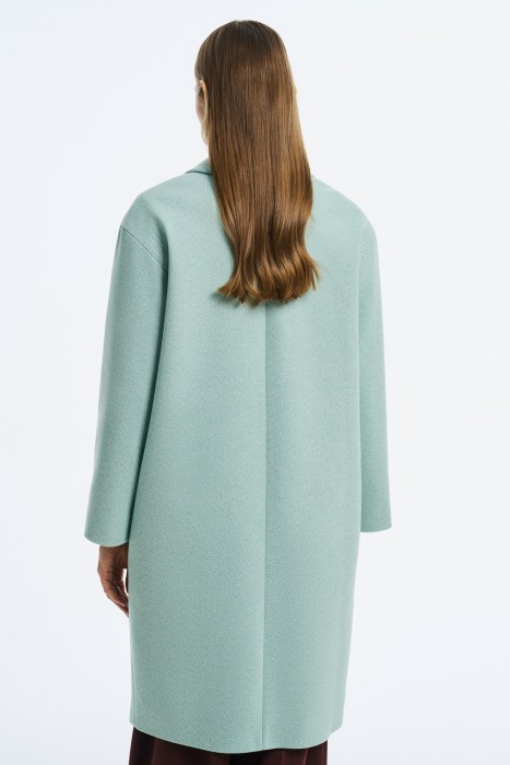 пальто с английским воротником по цене 4670 руб вид справа