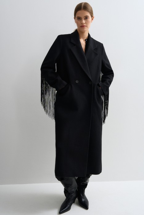 пальто с бахромой из россии вид сбоку