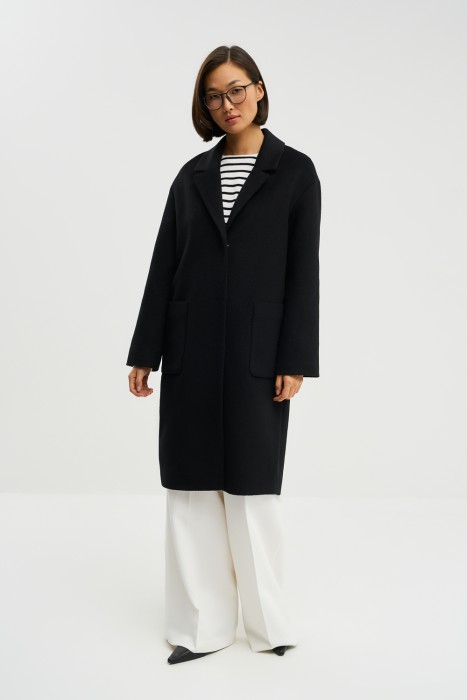 пальто с накладными карманами от бренда снежная королева вид слева