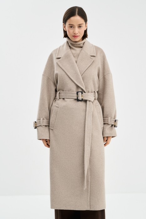 пальто с поясом от бренда снежная королева вид слева