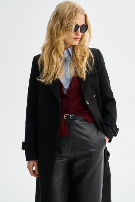 пальто с поясом из россии вид сбоку