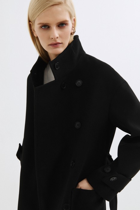 пальто с поясом по цене 9400 руб вид справа