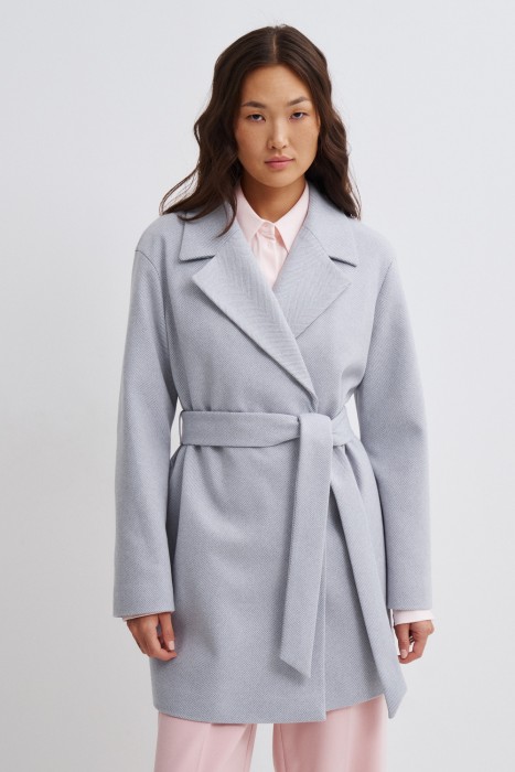 пальто с поясом от бренда снежная королева вид слева