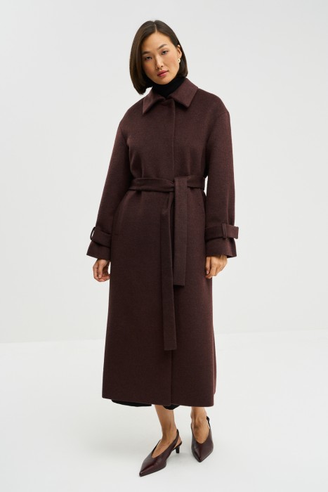 пальто с поясом от бренда снежная королева вид слева