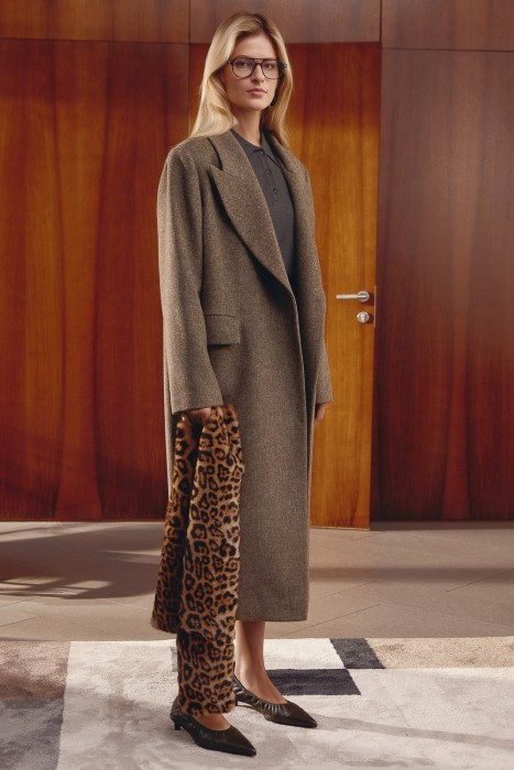 пальто с поясом 791593003 фотография