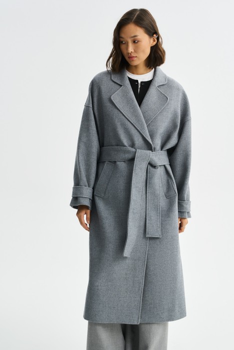 пальто с поясом от бренда снежная королева вид слева