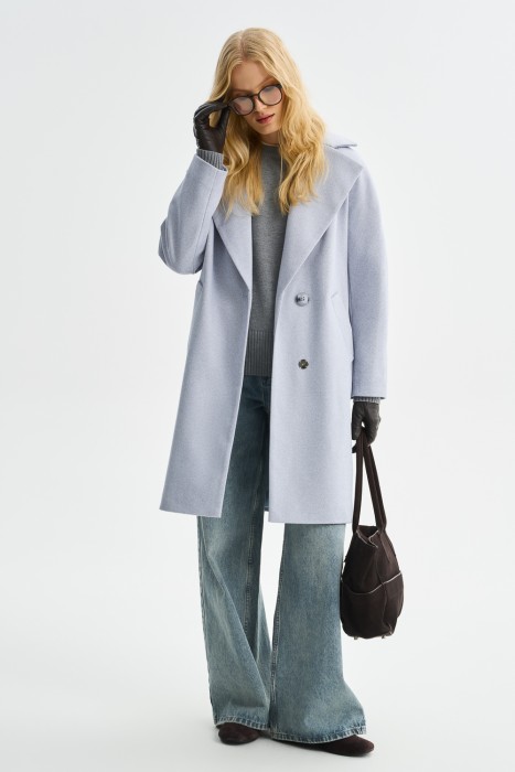 пальто с поясом из россии вид сбоку