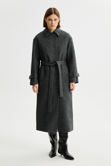 пальто с поясом от бренда снежная королева вид слева