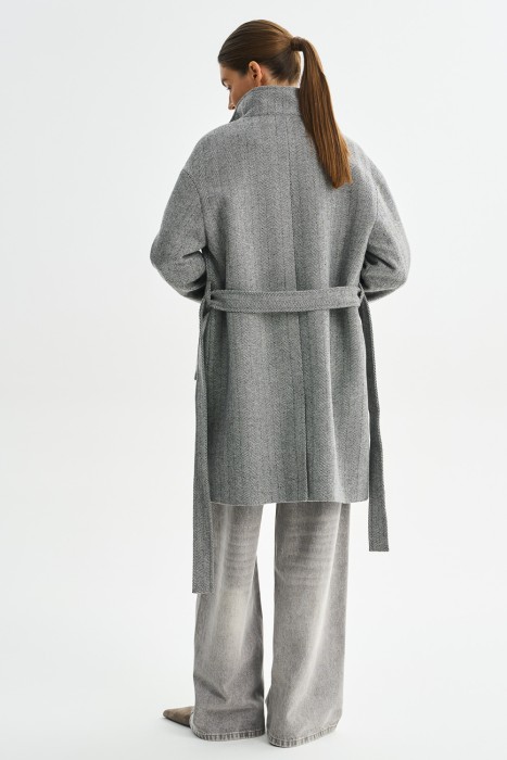 пальто с поясом по цене 9780 руб вид справа