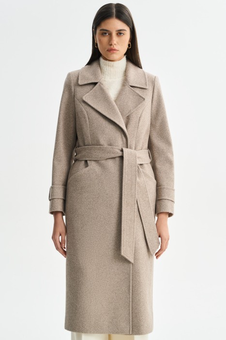 пальто с поясом от бренда снежная королева вид слева