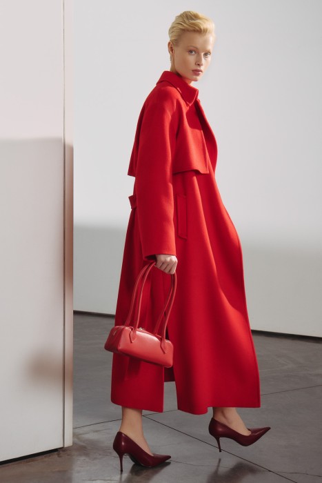 пальто с поясом по цене 17650 руб вид справа