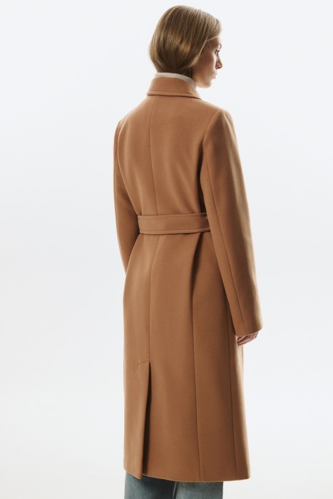 пальто с поясом из россии вид сбоку