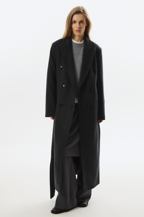 пальто с поясом от бренда снежная королева вид слева