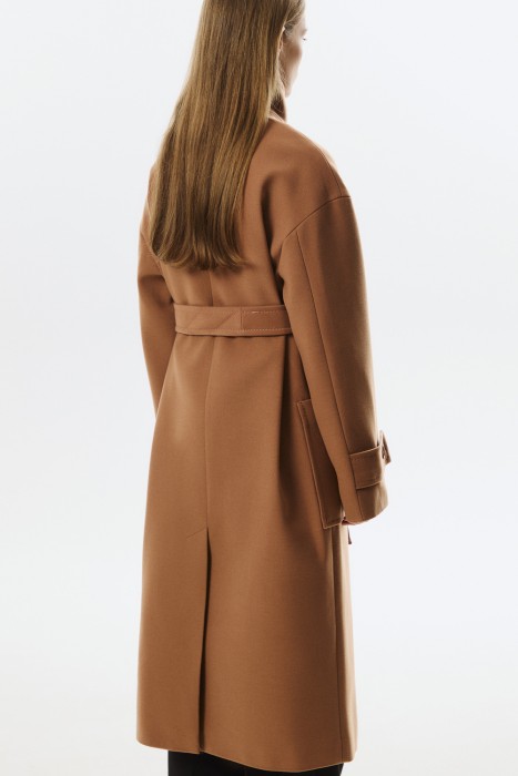 пальто с поясом по цене 9010 руб вид справа