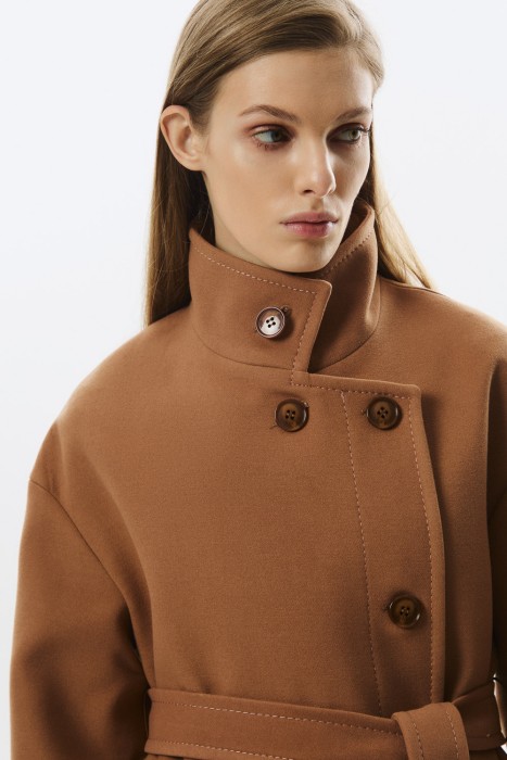 пальто с поясом из россии вид сбоку