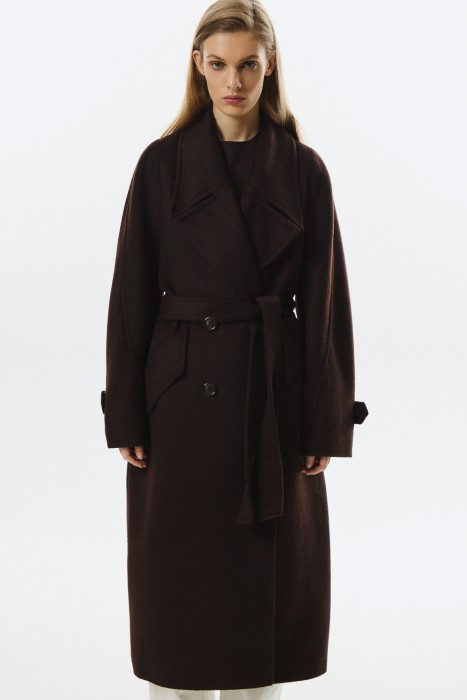 пальто с поясом от бренда снежная королева вид слева