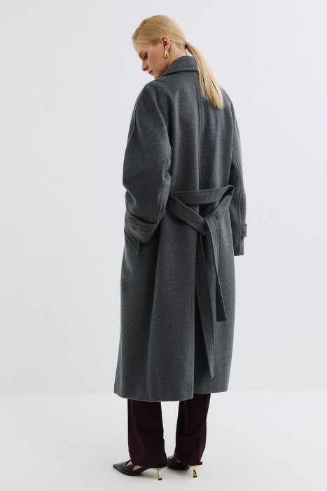 пальто с поясом из россии вид сбоку