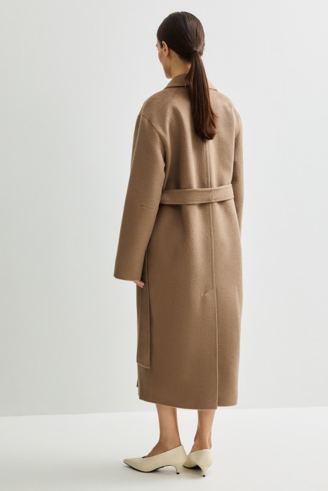 пальто с поясом по цене 17460 руб вид справа