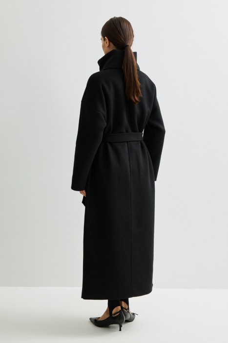 пальто с поясом по цене 15730 руб вид справа