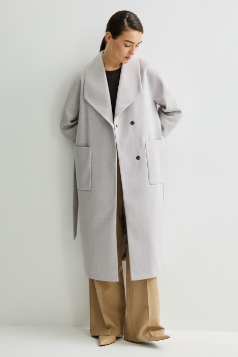 пальто с поясом от бренда снежная королева вид слева