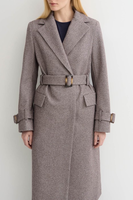 пальто с поясом из россии вид сбоку