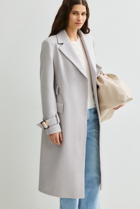 пальто с поясом из россии вид сбоку