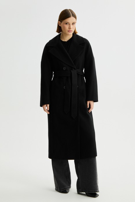 пальто с поясом от бренда снежная королева вид слева