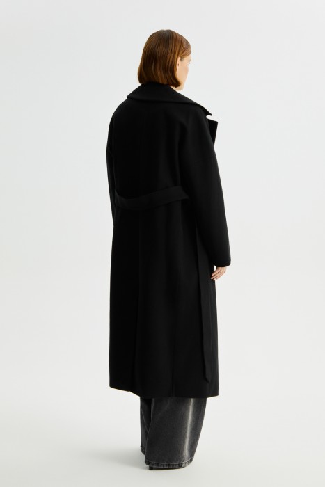 пальто с поясом по цене 15250 руб вид справа