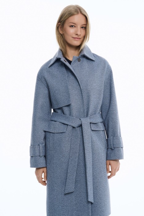 пальто с поясом от бренда снежная королева вид слева