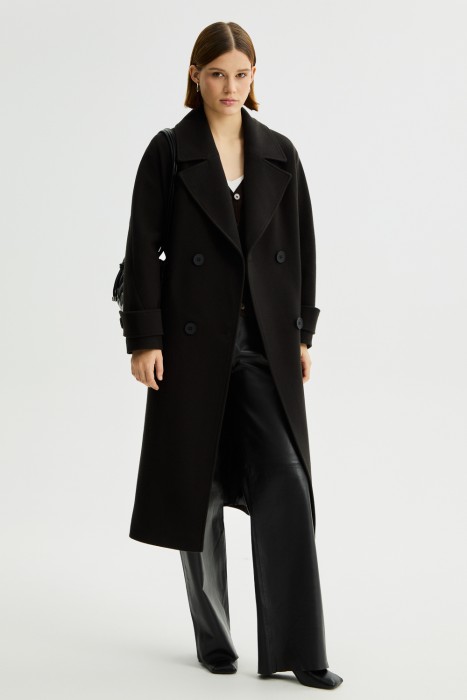 пальто с поясом из россии вид сбоку