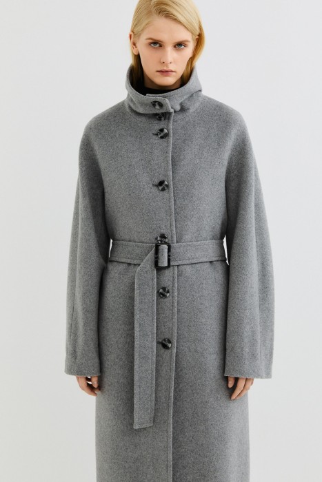пальто с ремнем по цене 12080 руб вид справа