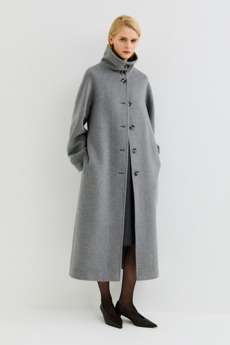 пальто с ремнем из россии вид сбоку