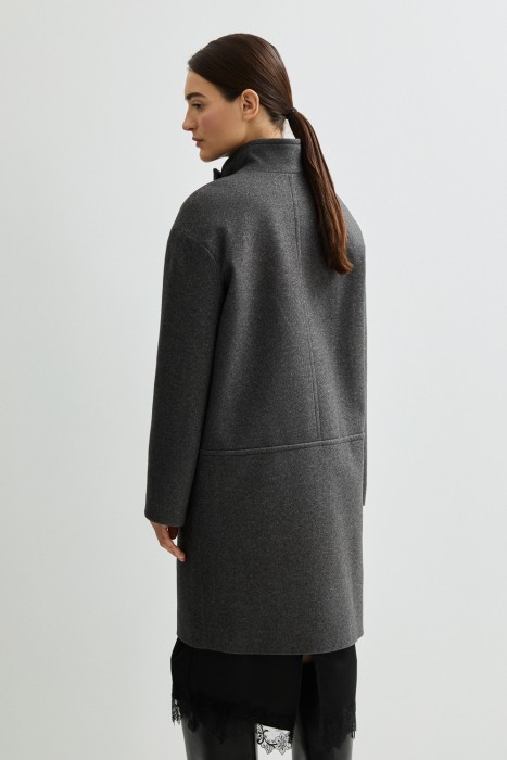 пальто с воротником-стойкой по цене 6320 руб вид справа