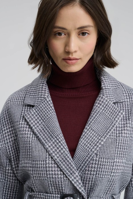 пальто в клетку из россии вид сбоку