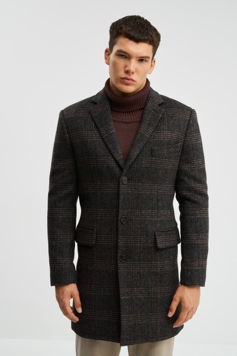 пальто в клетку от бренда снежная королева вид слева