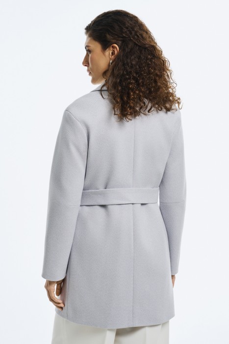 пальто по цене 4670 руб вид справа