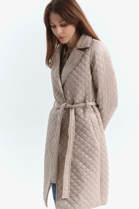 пальто от бренда снежная королева вид слева