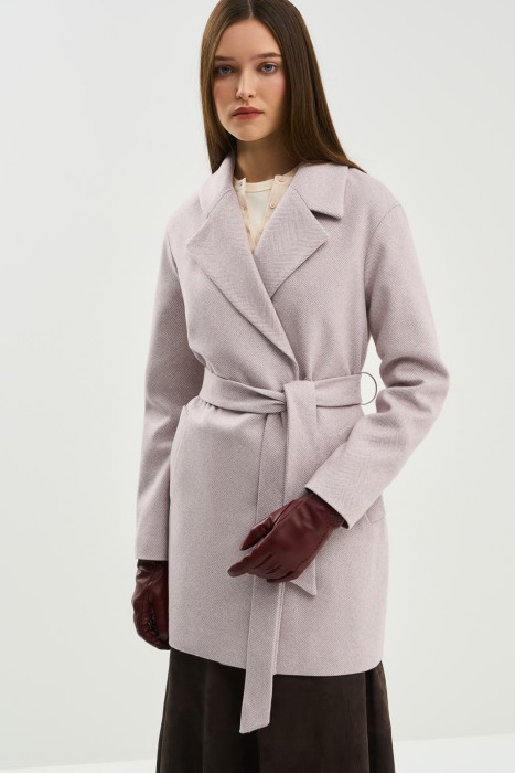 пальто по цене 5680 руб вид справа