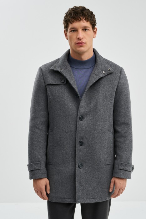 пальто от бренда снежная королева вид слева