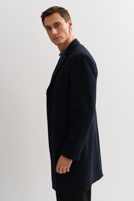 пальто по цене 8340 руб вид справа