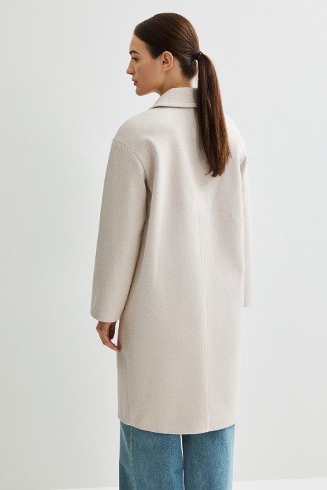 пальто по цене 8150 руб вид справа