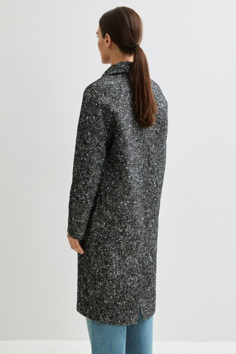 пальто по цене 8820 руб вид справа