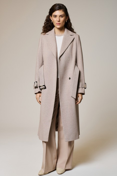 пальто от бренда снежная королева вид слева